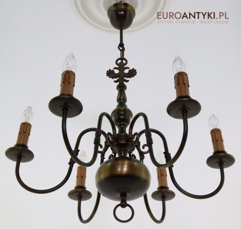 starodawny żyrandol retro z epoki