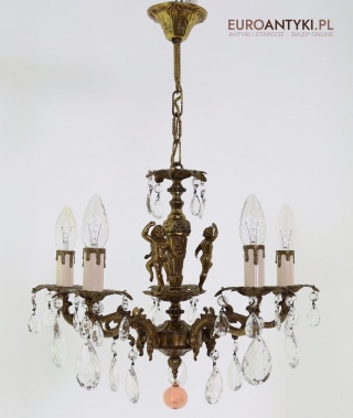 Antyczny barokowy żyrandol z puttami – stylowe oświetlenie vintage z epoki
