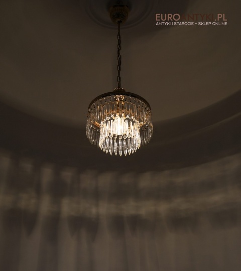 kryształowy mały żyrandol z epoki