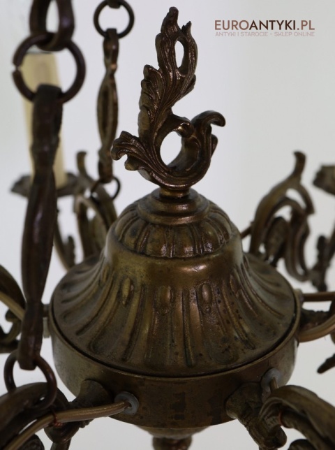 stylowy żyrandol rokoko