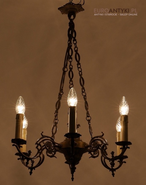 antyczne oświetlenie mosiężne