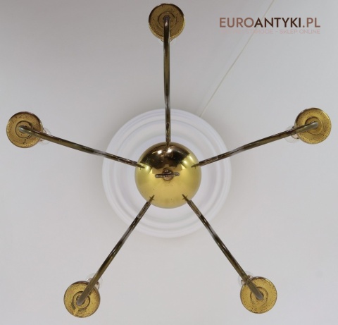 ozdobny żyrandol pająk z epoki