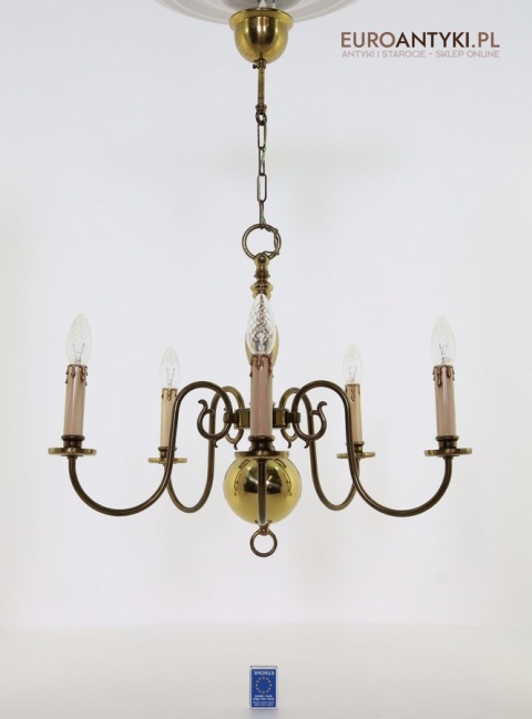 stary żyrandol typu pająk