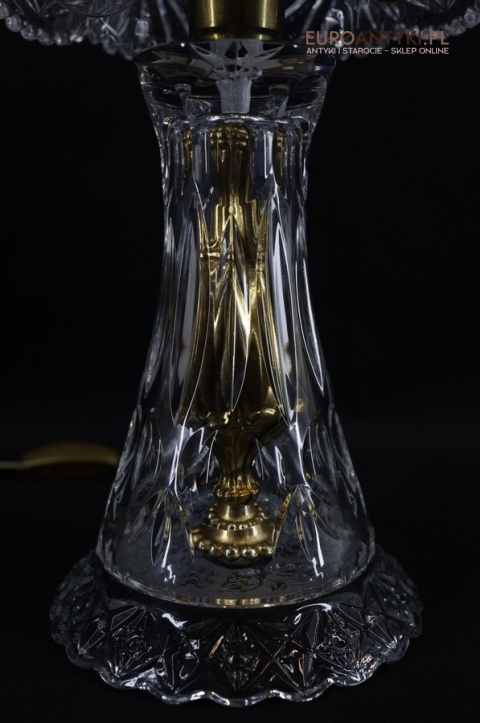 stołowa dekoracyjna lampa kryształowa retro