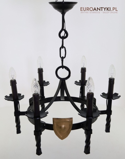 okrągły kuty żyrandol retro