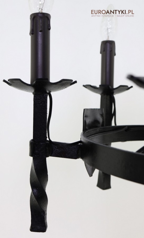 kuty żyrandol do zamku