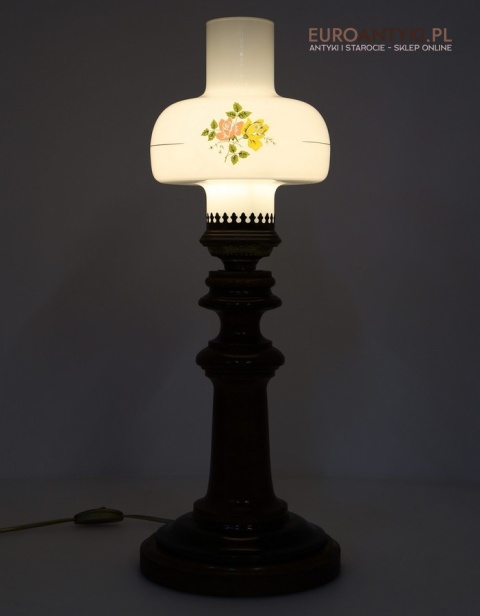lampa stołowa rustykalna z epoki