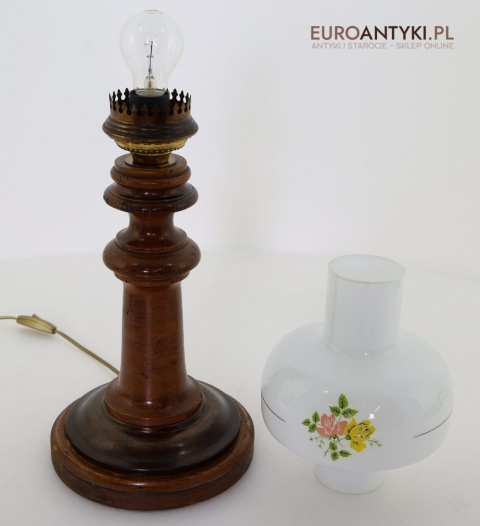 dekoracyjna lampa stołowa retro