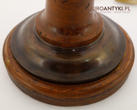 antyczna lampa stołowa drewniana