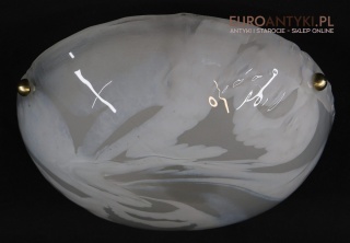 Mleczny stylowy plafon retro – masywne szkło marmurkowe opaline