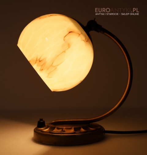 stylowa lampka retro do gabinetu art deco