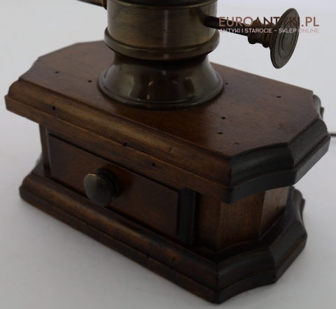 stołowa lampa dekoracyjna vintage z epoki