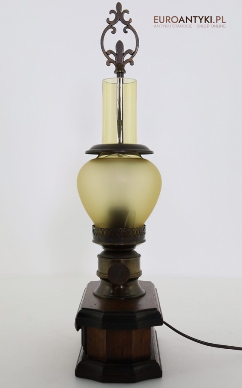 antyczna lampa stołowa rustykalna