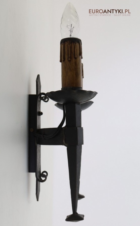 antyczny kinkiet rycerski dwuramienny