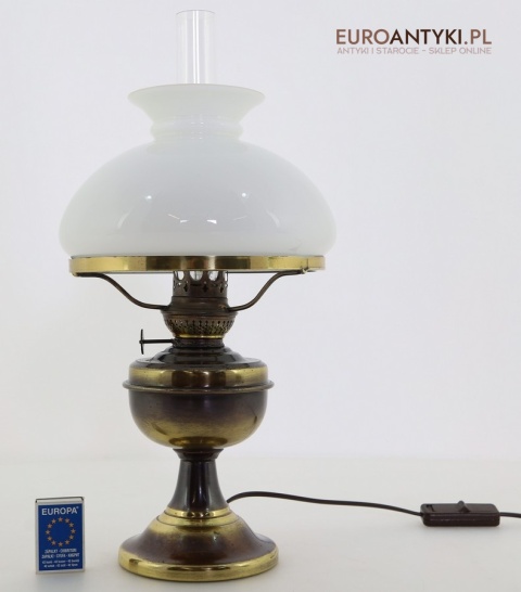 lampa stołowa retro z mosiężną podstawą