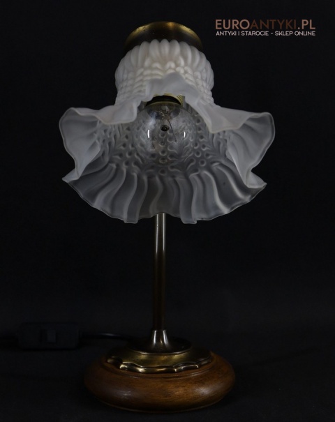 mosiądz patyna i drewno rustykalna lampka