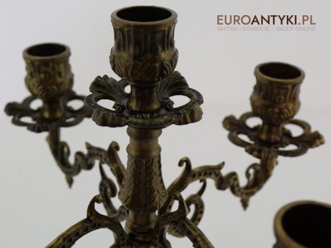 świecznik mosiężny na stół klasyczny