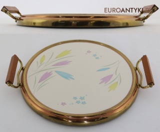 Rustykalna taca mosiężna retro – stylowa dekoracja vintage z epoki