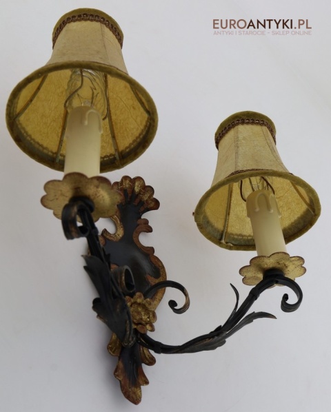 kinkiet vintage ze skórzanymi abażurami