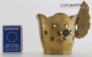 Rustykalny stołowy świecznik mosiężny retro z gwiazdkami – stylowa dekoracja vintage