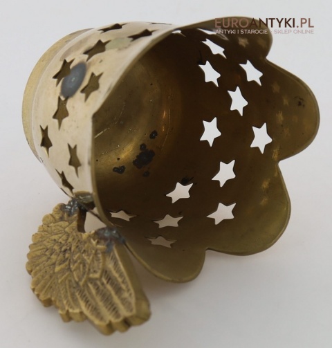 Rustykalny stołowy świecznik mosiężny retro z gwiazdkami – stylowa dekoracja vintage