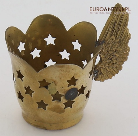 Rustykalny stołowy świecznik mosiężny retro z gwiazdkami – stylowa dekoracja vintage