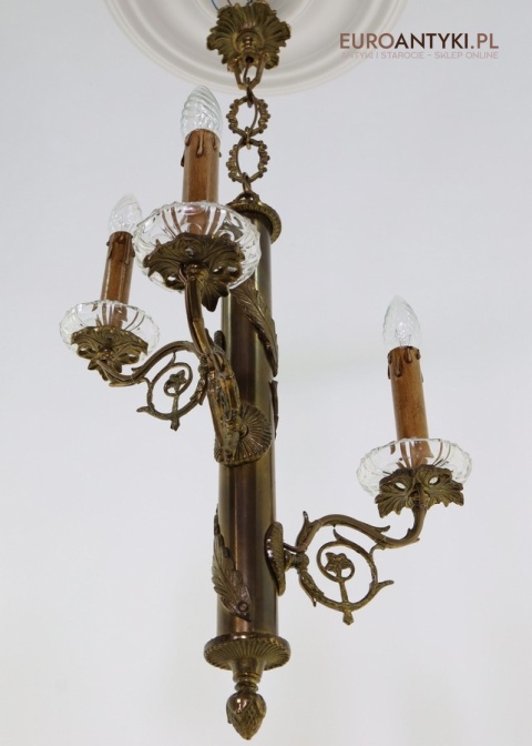 dekoracyjny żyrandol do pałacu