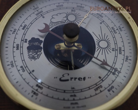 elegancka stacja pogody z epoki