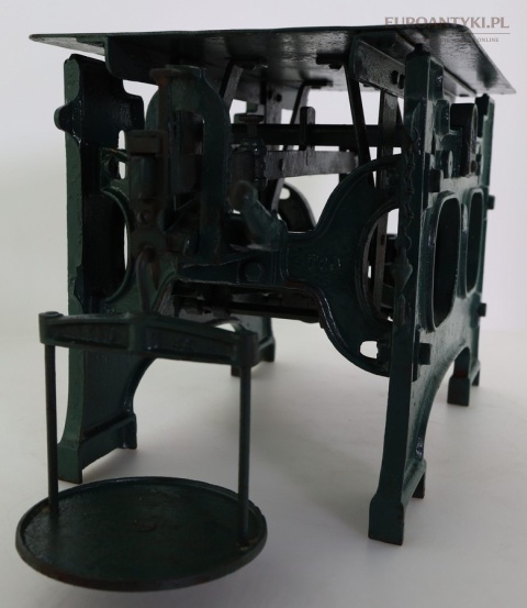 antyczna platformowa waga magazynowa vintage żeliwo