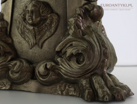 kolekcjonerska lampa podłogowa z puttami