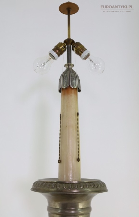 pałacowe oświetlenie vintage muzealna lampa stojąca