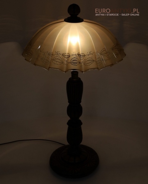 eklektyczna lampa stołowa drewniana rzeźbiona antyczna