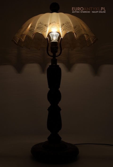 eklektyczne oświetlenie stołowe z epoki pierwsza połowa xx wieku