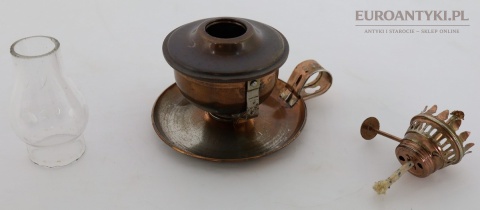 miniaturowa lampa naftowa