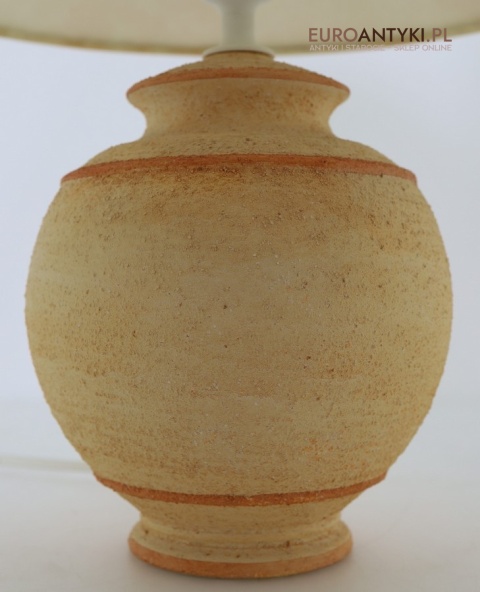 ceramiczna lampka stgołowa do sypialni