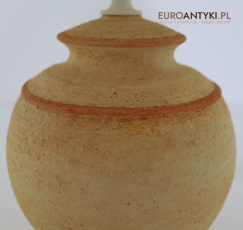 ceramiczna podstawa, nostalgiczna lampka rustykalna vintage