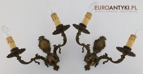 para pałacowych kinkietów barokowych