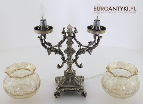 stylowa srebrna lampa na komodę retro