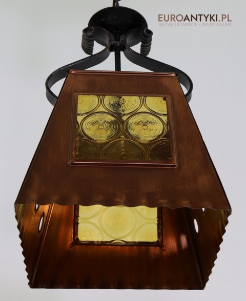 klasyczna lampa karczemna miedź i szkło witrażowe