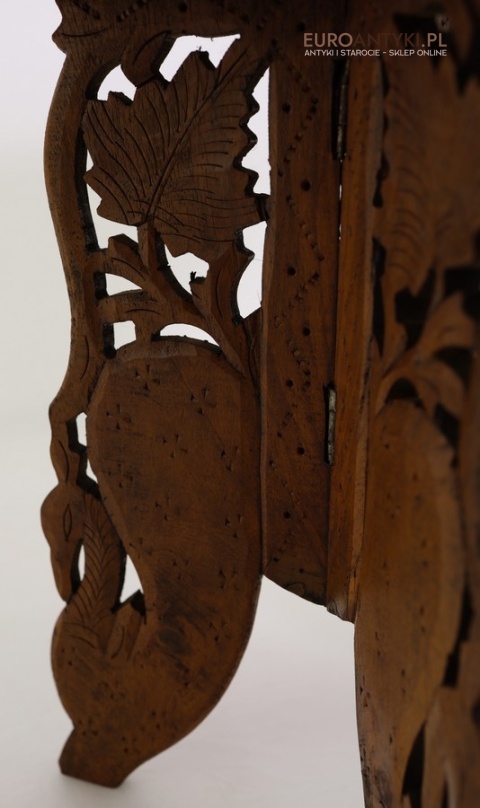 mały antyczny stojak na kwiaty vintage drewniany