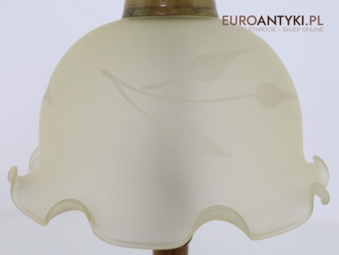 lampka stołowa rustykalna z florystycznym kloszem