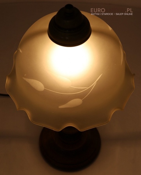 lampka retro z florystycznym kloszem szklanym