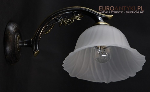 kinkiet vintage do korytarza holu klimatyczne światło