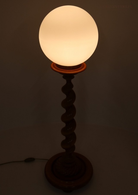 salomonowa drewniana lampa z epoki