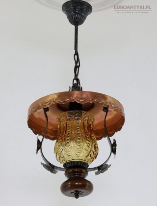 Rustykalna lampa wisząca vintage z Francji – mosiądz szkło drewno, lata 70