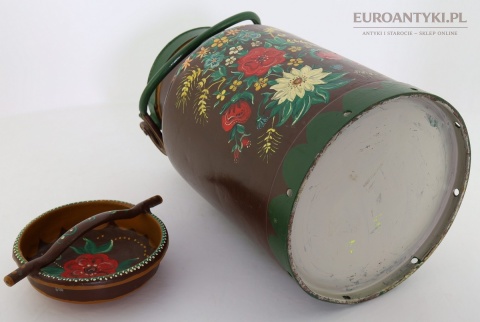 masywna metalowa bańka na mleko vintage