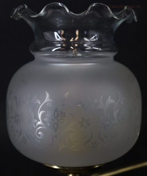 klosze mleczne z wzorami falowana krawędź