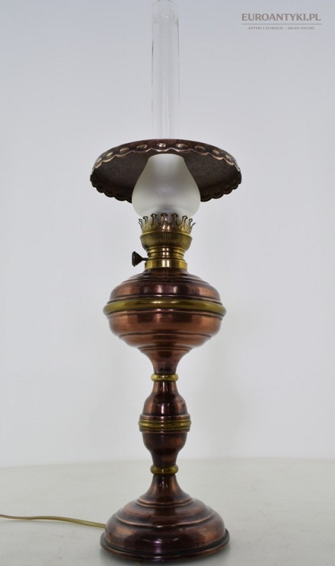 lampa naftowa vintage przerobiona na elektryczną