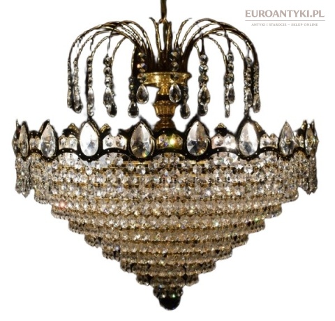 Kryształowy żyrandol salonowy w pałacowym stylu. Lampy z kryształu Swarovski.