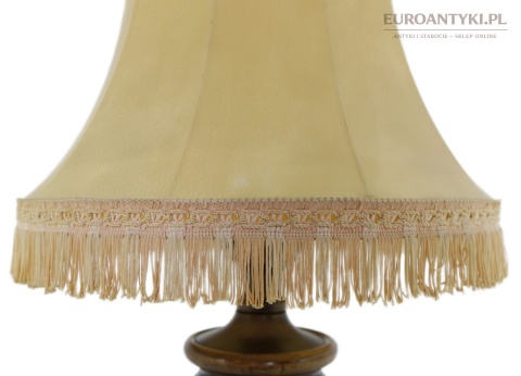 lampa vintage z frędzlami